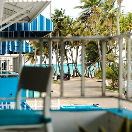 Oceanview Apartment Steps To The Beach Luquillo Exterior photo