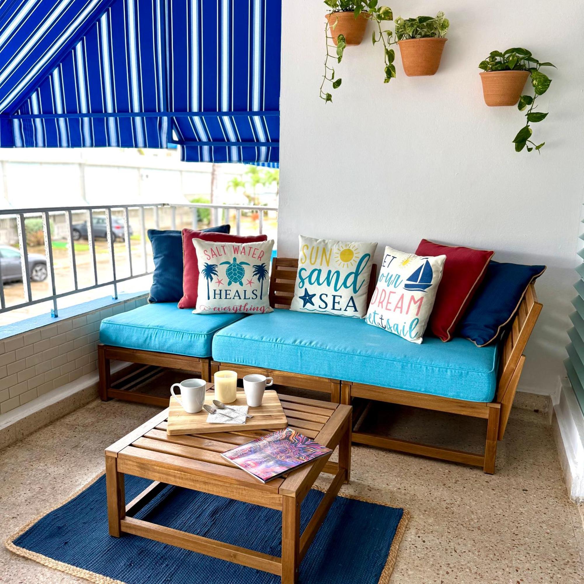 Oceanview Apartment Steps To The Beach Luquillo Exterior photo